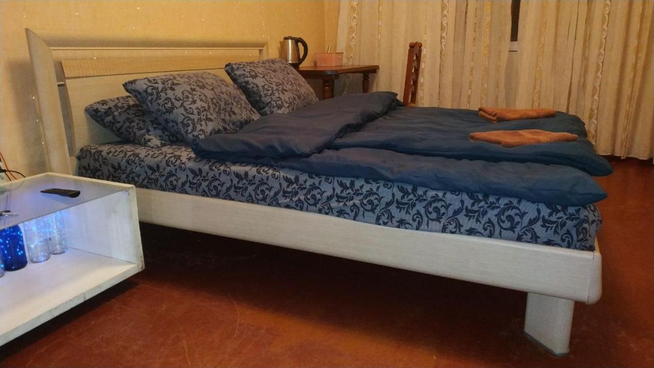 Alaska Fox Kiev Dış mekan fotoğraf